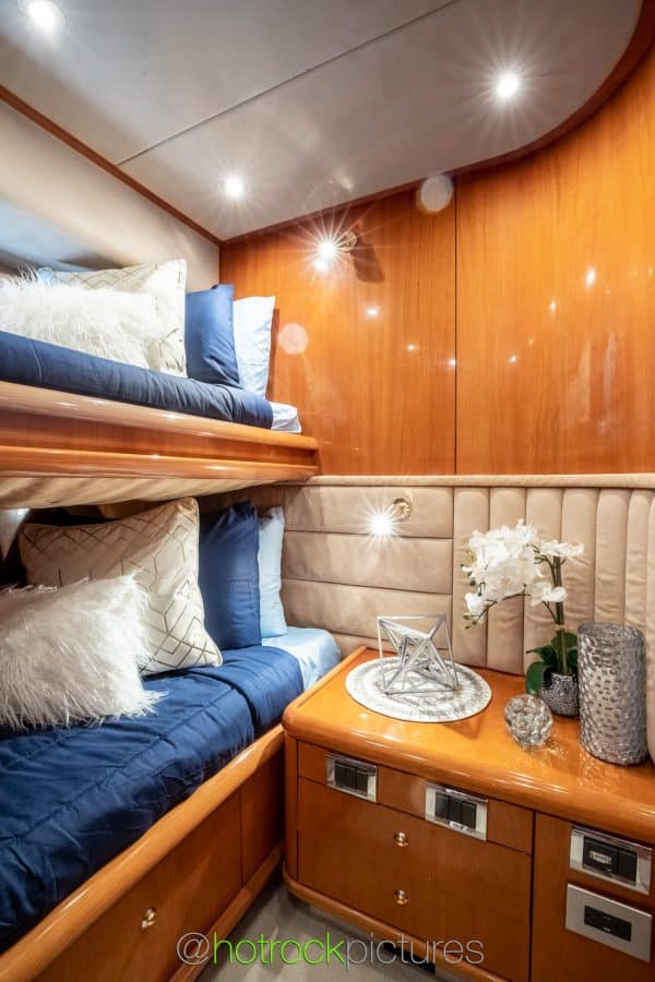 84' Sunseeker single beds