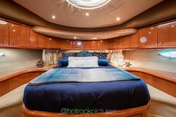 84' Sunseeker bedroom 4