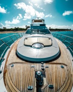 64' Azimut Flybridge Exterior Port