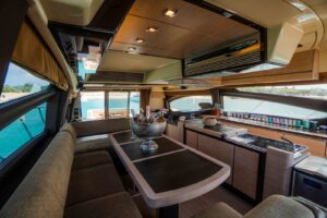 64' Azimut Flybridge Bar Area