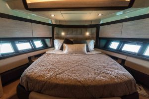 64' Azimut Flybridge Bedroom