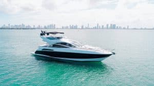 70’ Sunseeker Manhattan on water